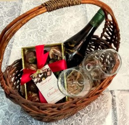 Chocolate & Wine Hamper