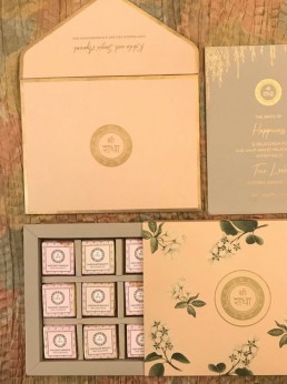 Wedding-chocolate-gift 1 Wedding-chocolate-gift