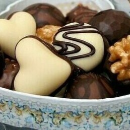 heart-chocolate-gift 10 valentines day heart-chocolate-gift
